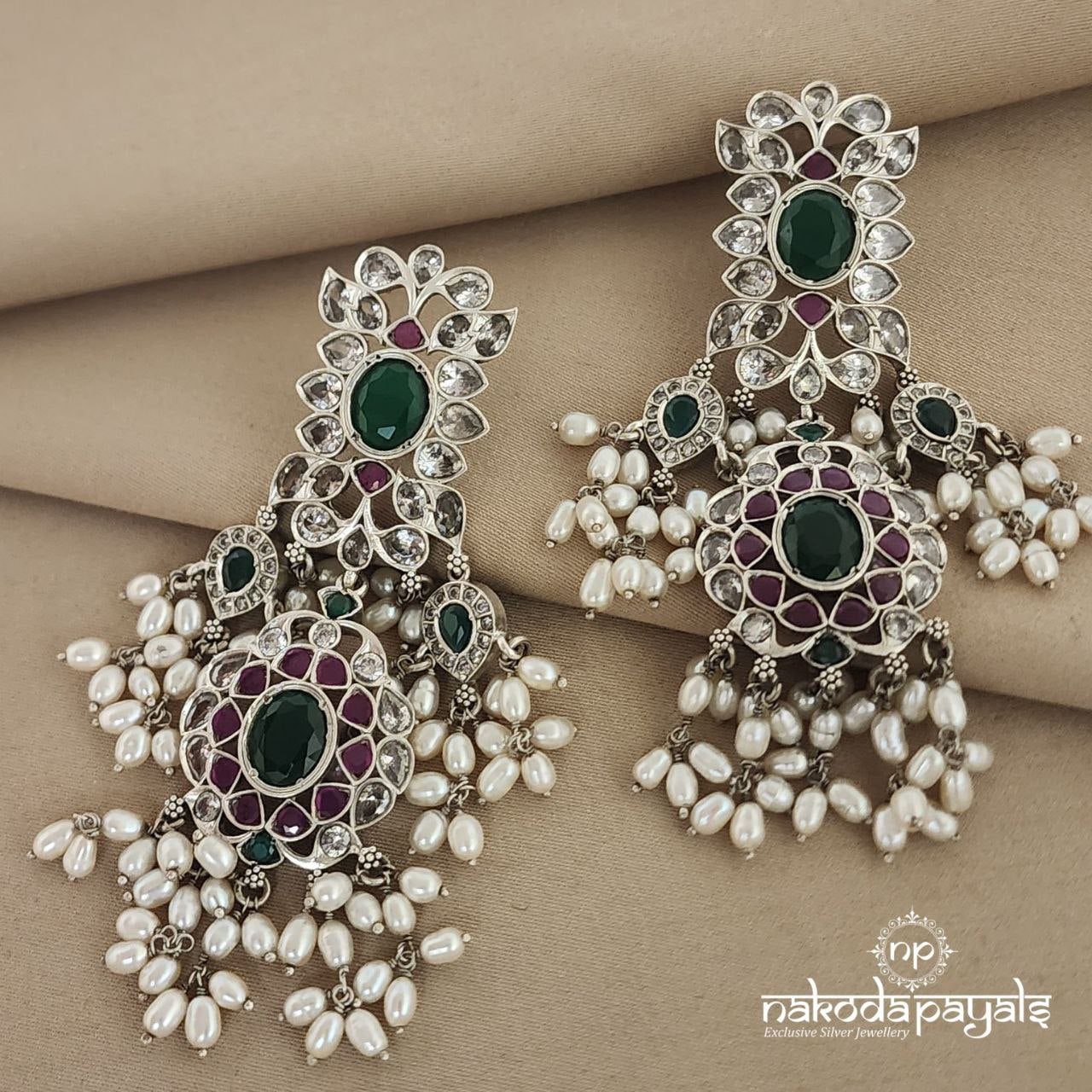 Prosperous Green Chandbali (C7361)