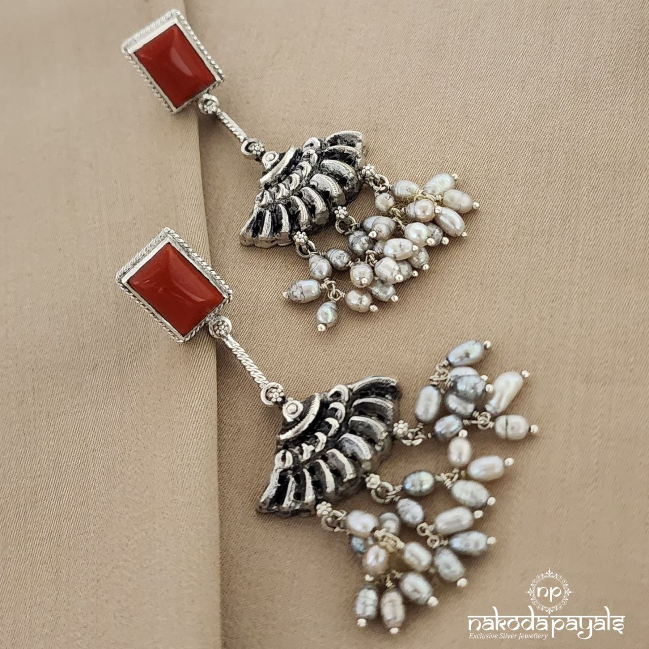 Unique Jhumka Neckpiece With Earrings (N8742)