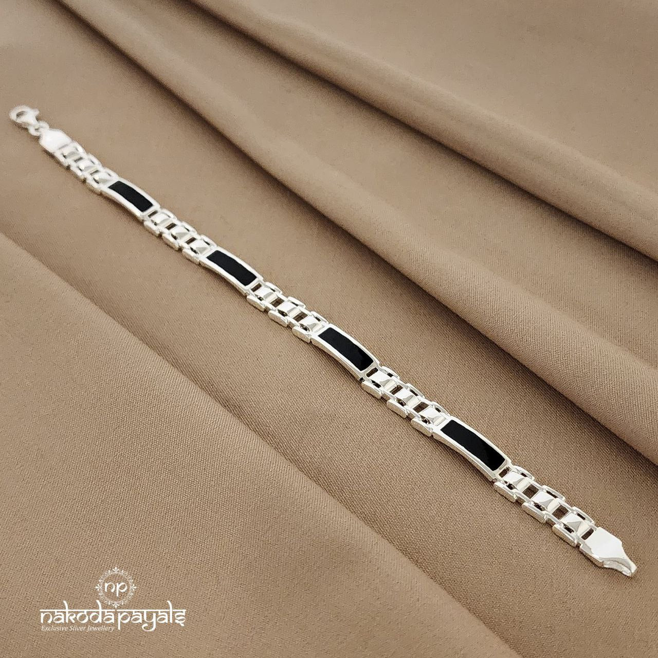 Peppy Black Rodium Bracelet (MC0724)