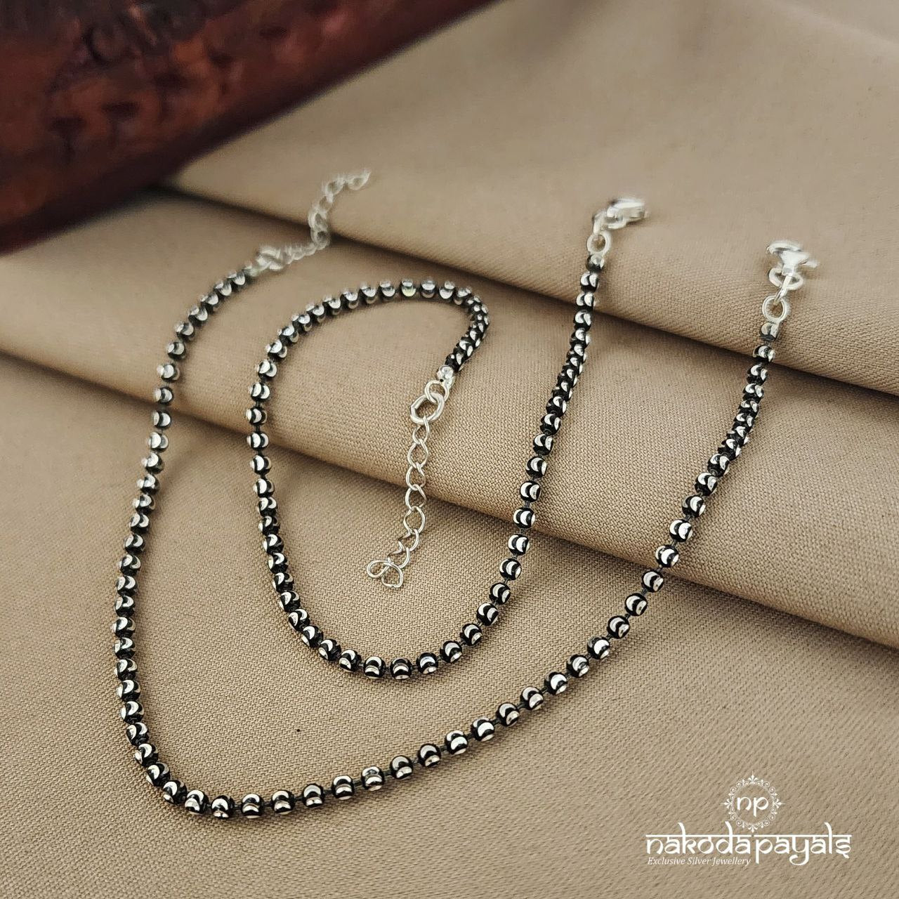 Blackish Beads Silver Baby Anklets (KA9019)