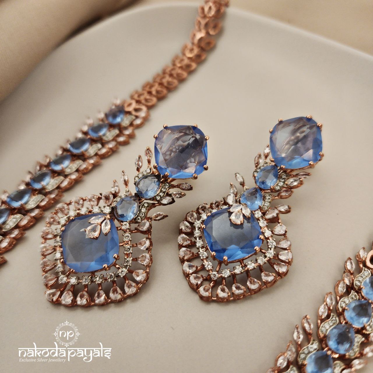 Unmatched Aqua Rose GoldNeckpiece With Earrings (GN6523)