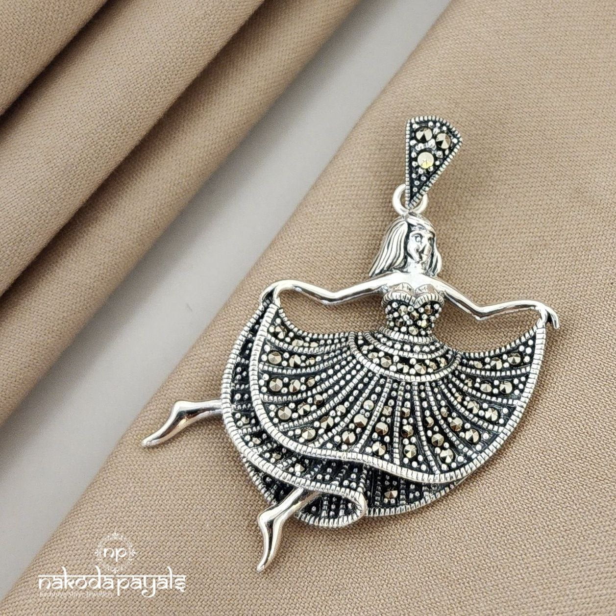 Adorable Dancing Doll Pendant (ST2084)