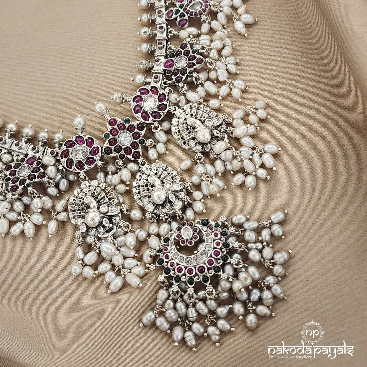 Lengthy Exhilarating Peacock Neckpiece (N9016)