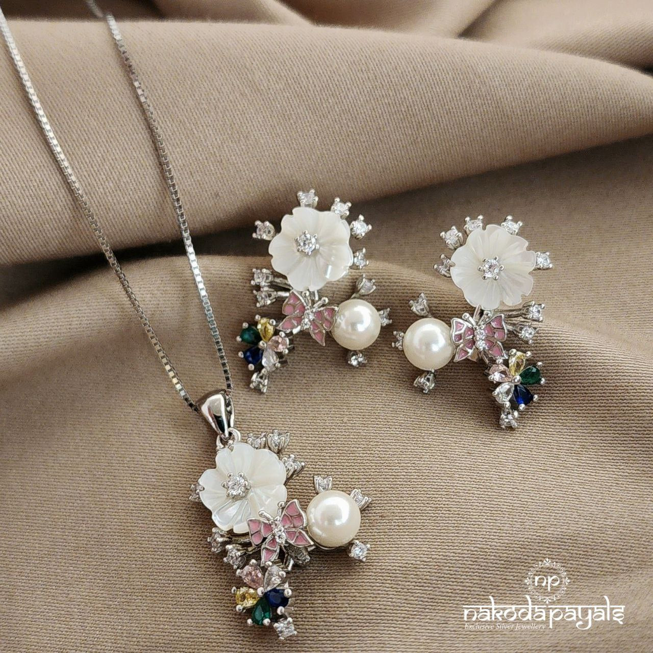 Opulent Butterfly MOP Pendant Set (ST2211)