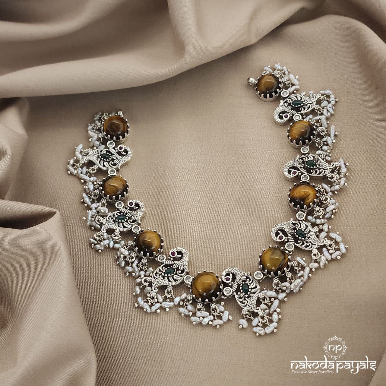 Cat Eye Peacock Guttapusalu (N9044)