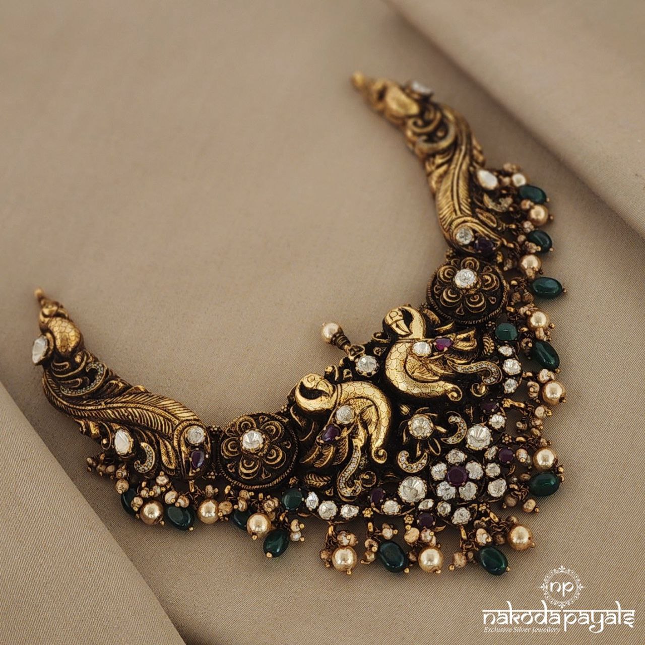 Moissanite Floral Short Nakshi Neckpiece (Gn6877)
