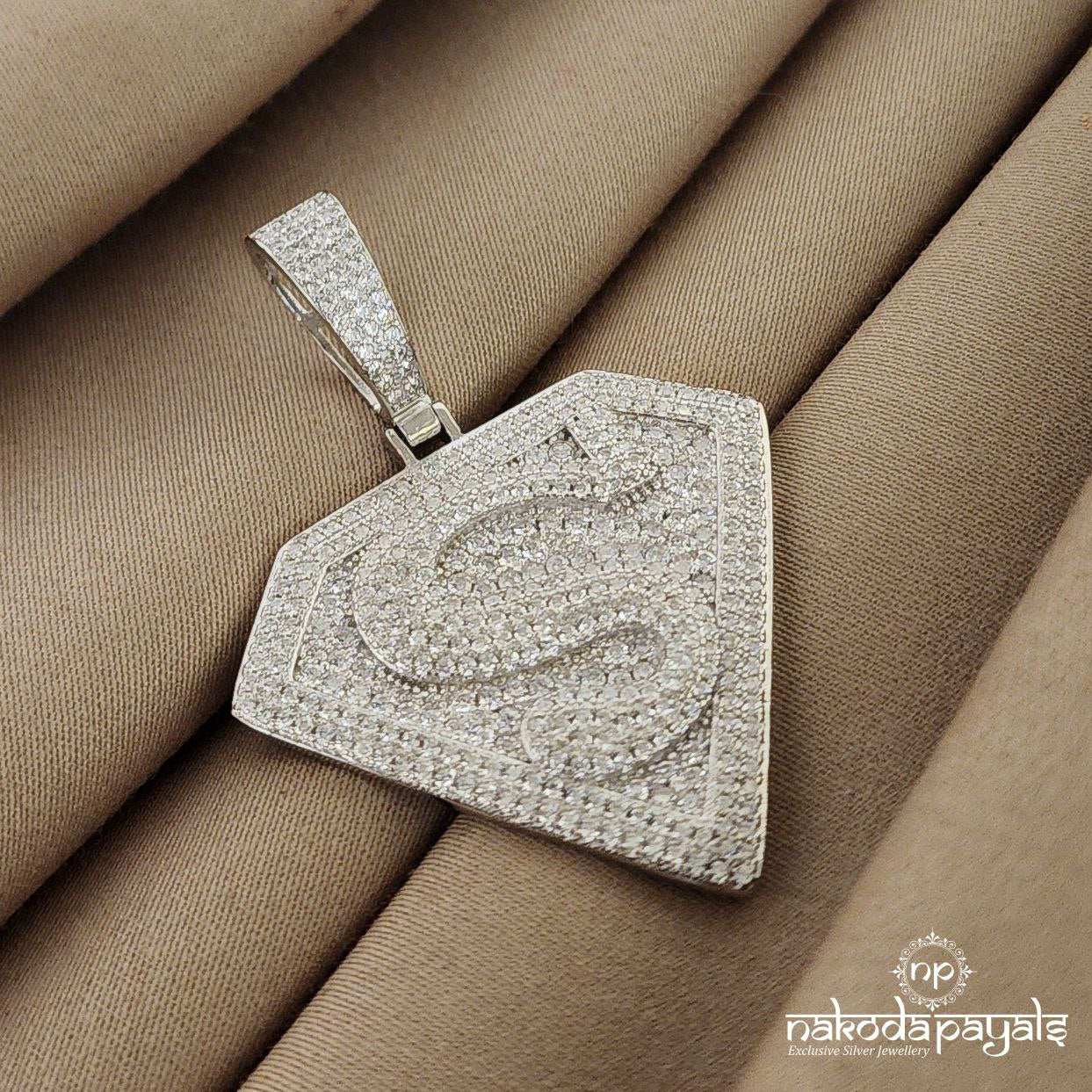 Super Man Pendant (P2111)