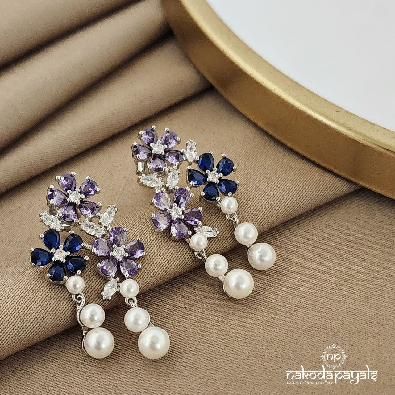 Pearl Floral Earrings (St2299)