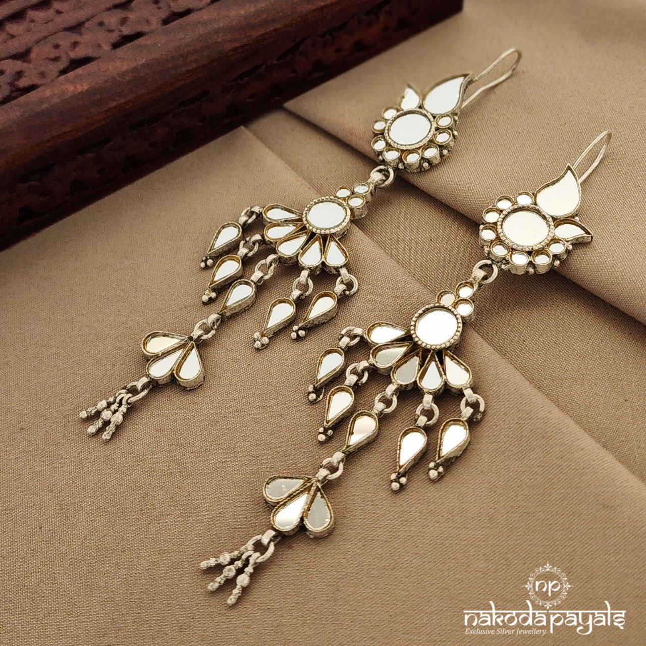 Long Mirror Type Hangings (H1919)