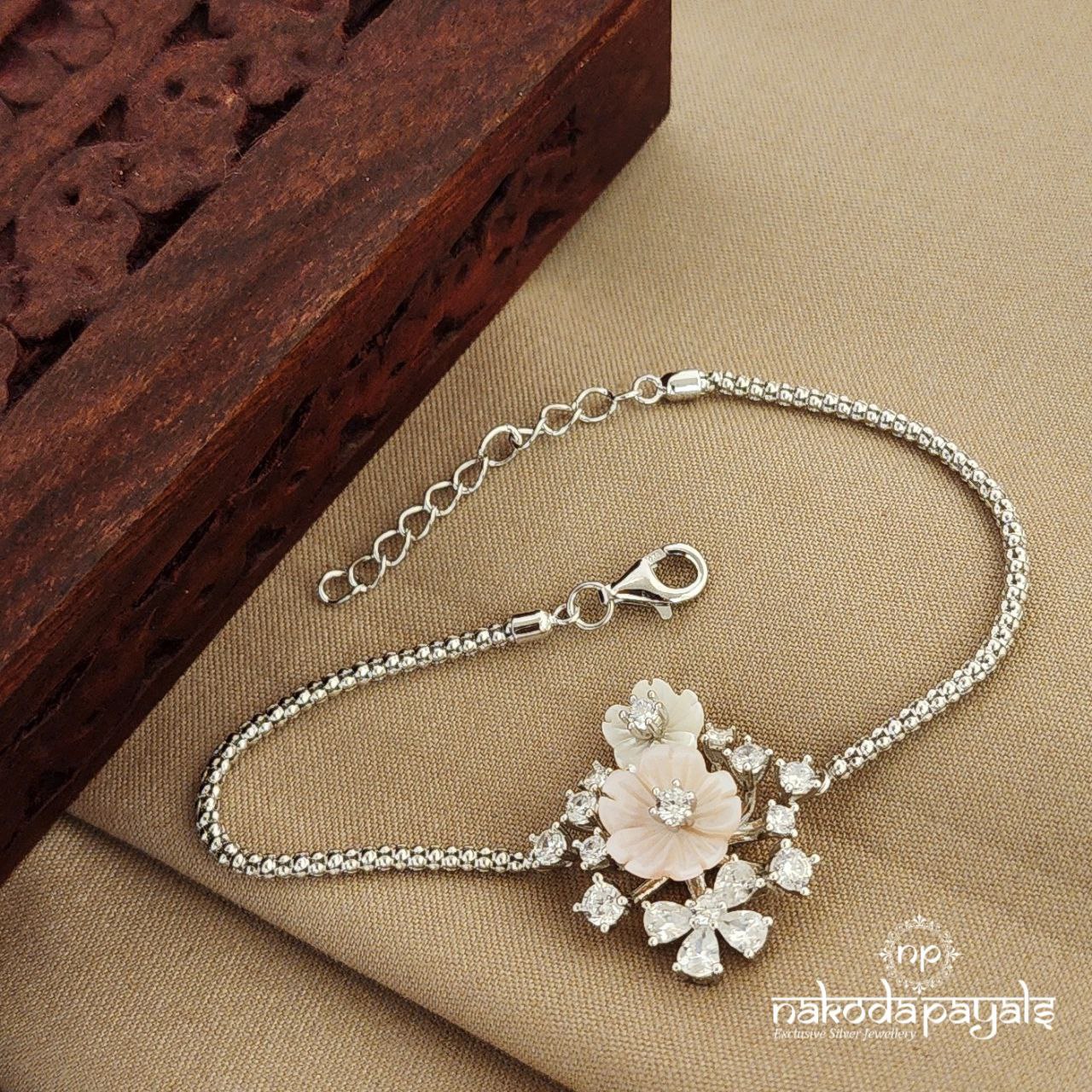 Gorgeous Floral Bracelet (Br1441)