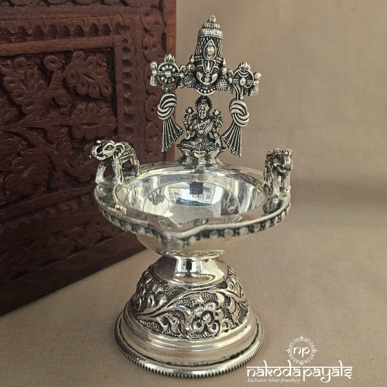 Lakshmi Venkateshwara Deepam (Aa1079)