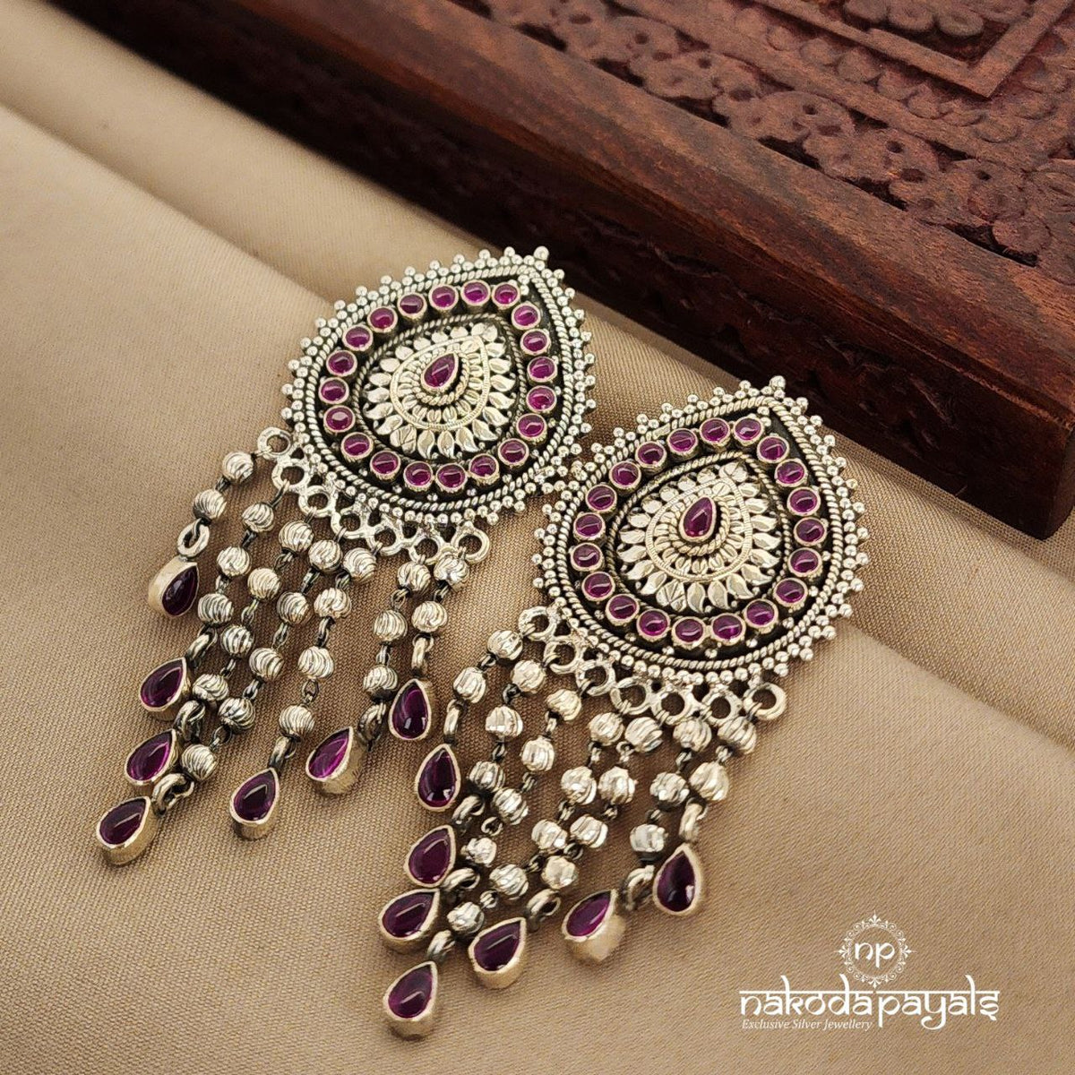Gorgeous Drop Chandbali (C7576)