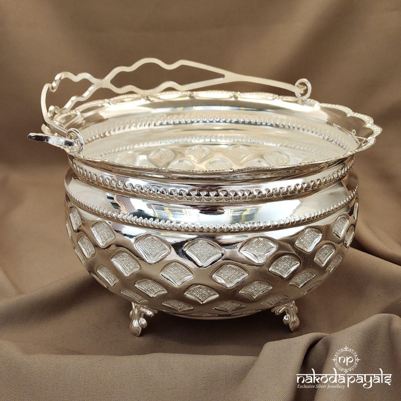 Simple Flower Basket (Aa1132)