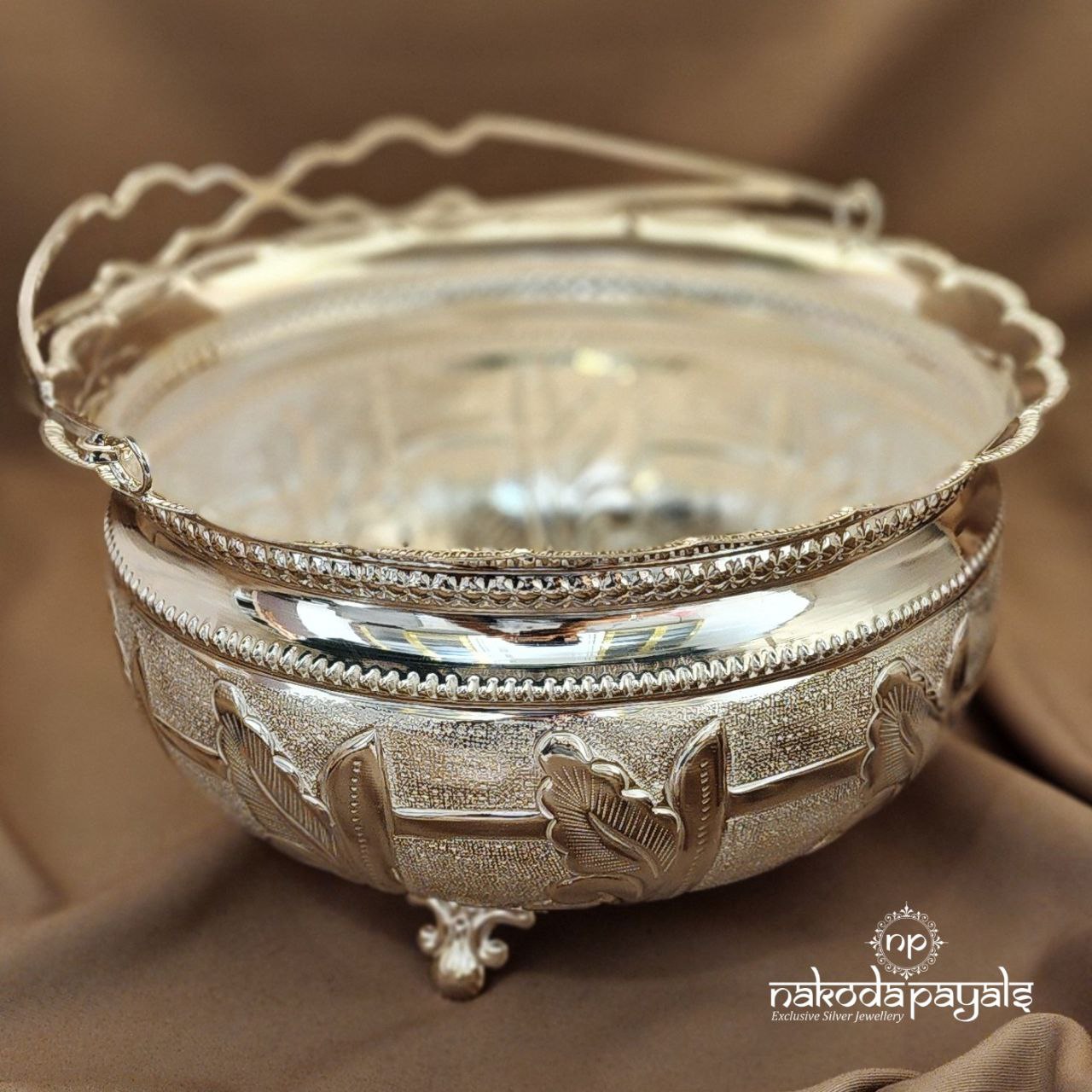 Gorgeous Flower Basket (Aa1145)