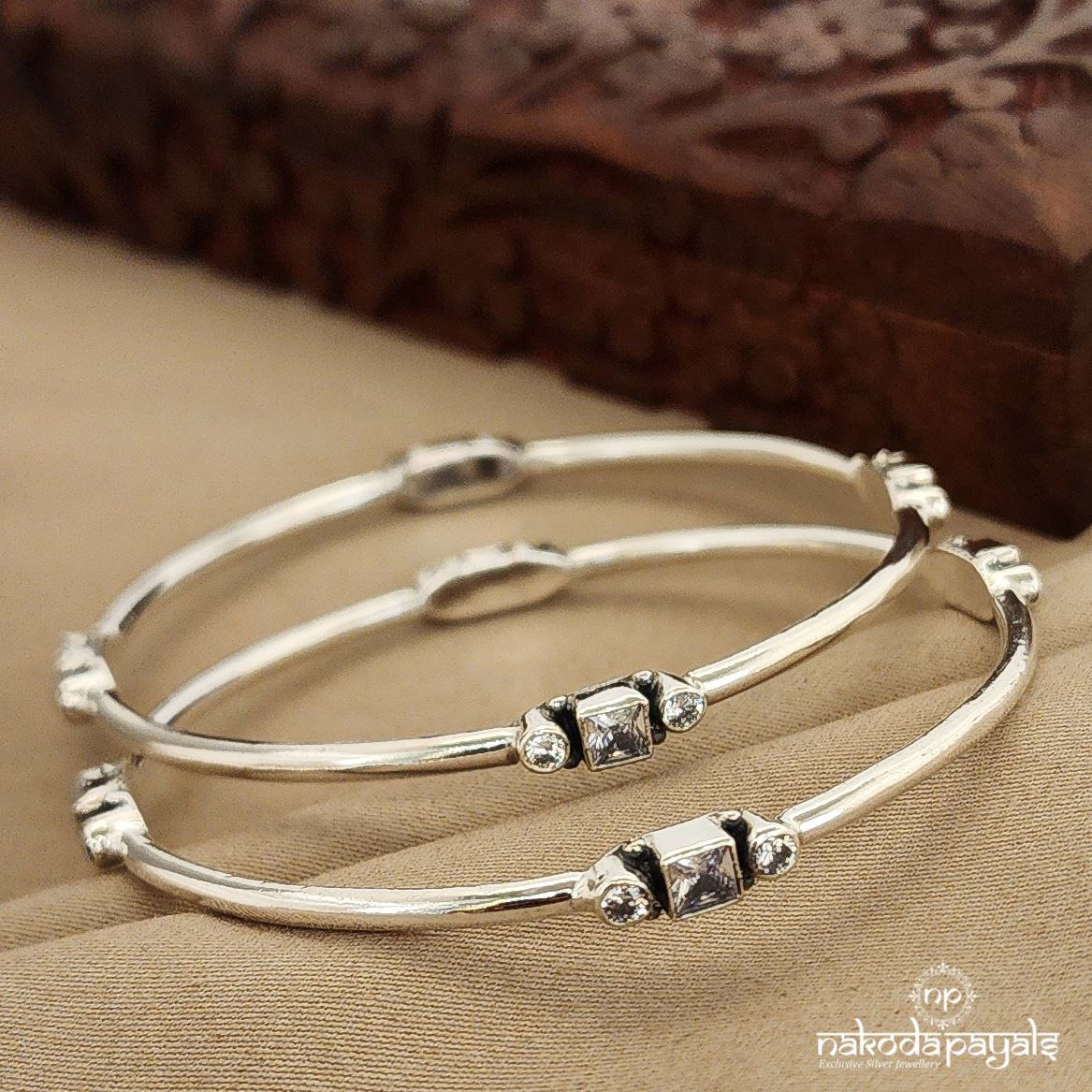 White Cubes Bangle Pair (K4716)