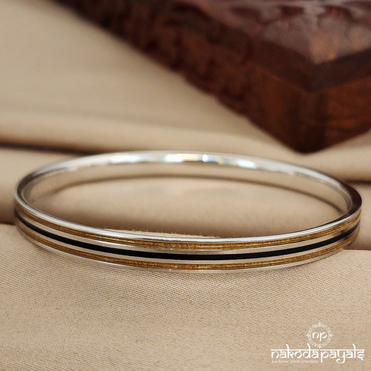 Golden Black Lined Baby Bangle Single (Ka9188)