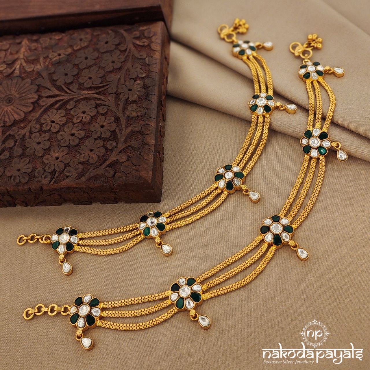 Imposing Layered Kundan Anklets (A5669)