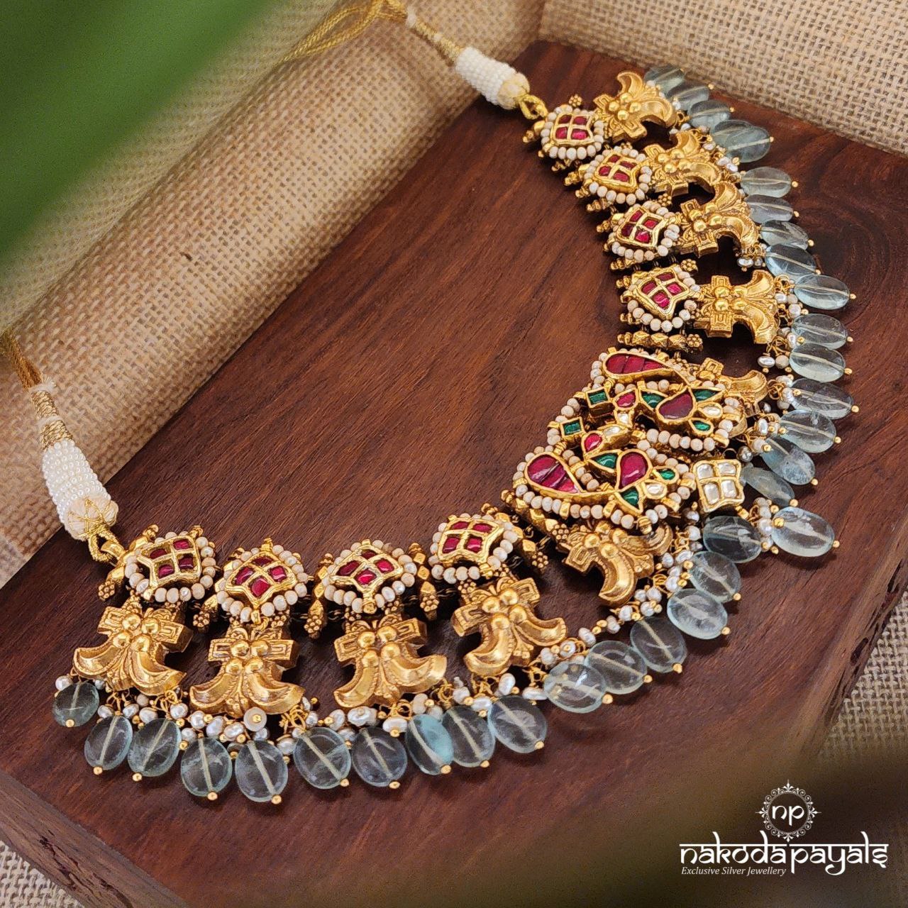 Short Kundan green Beads Neckpiece (Gn7517)