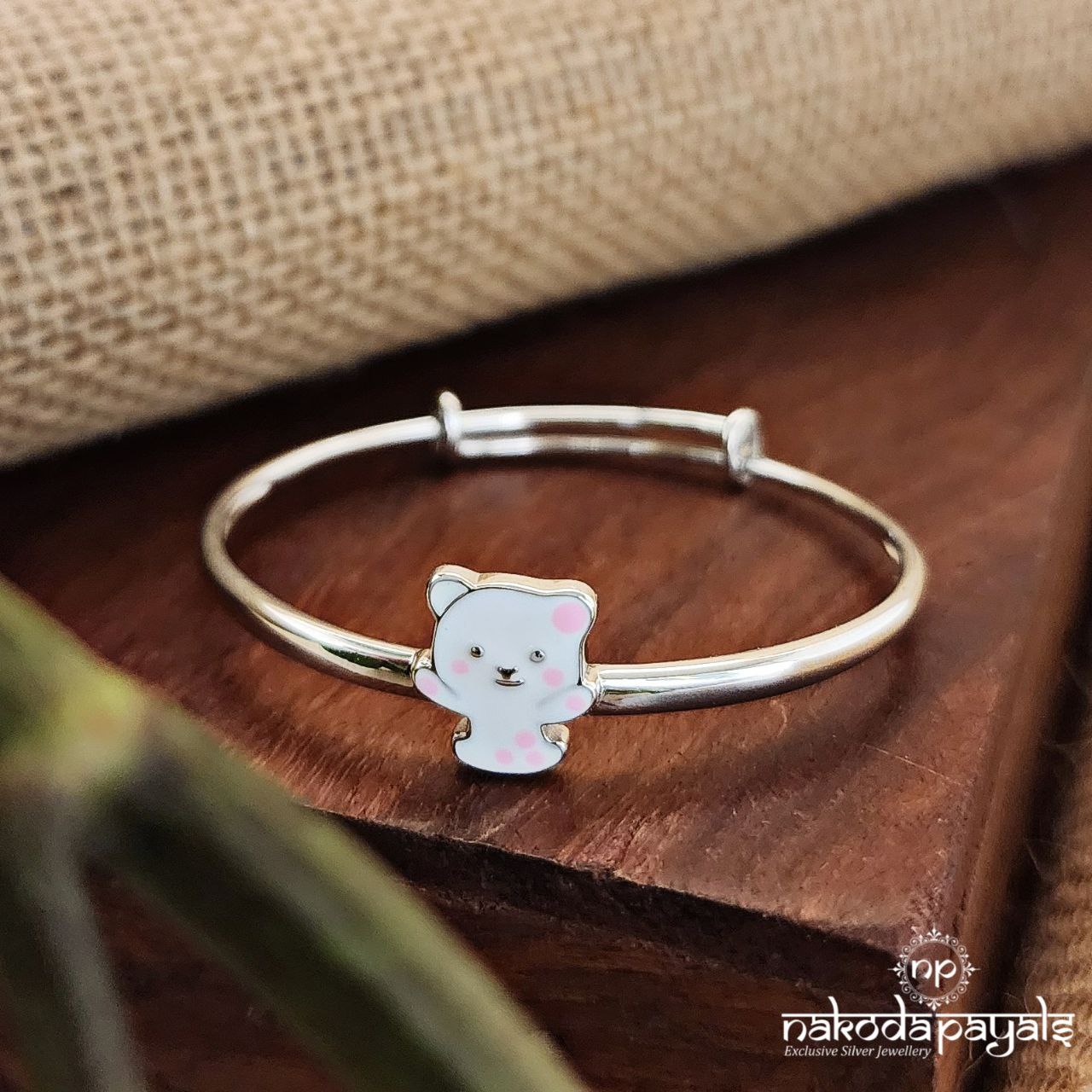 White Kitty Adjustable Baby Kada (Ka9192)