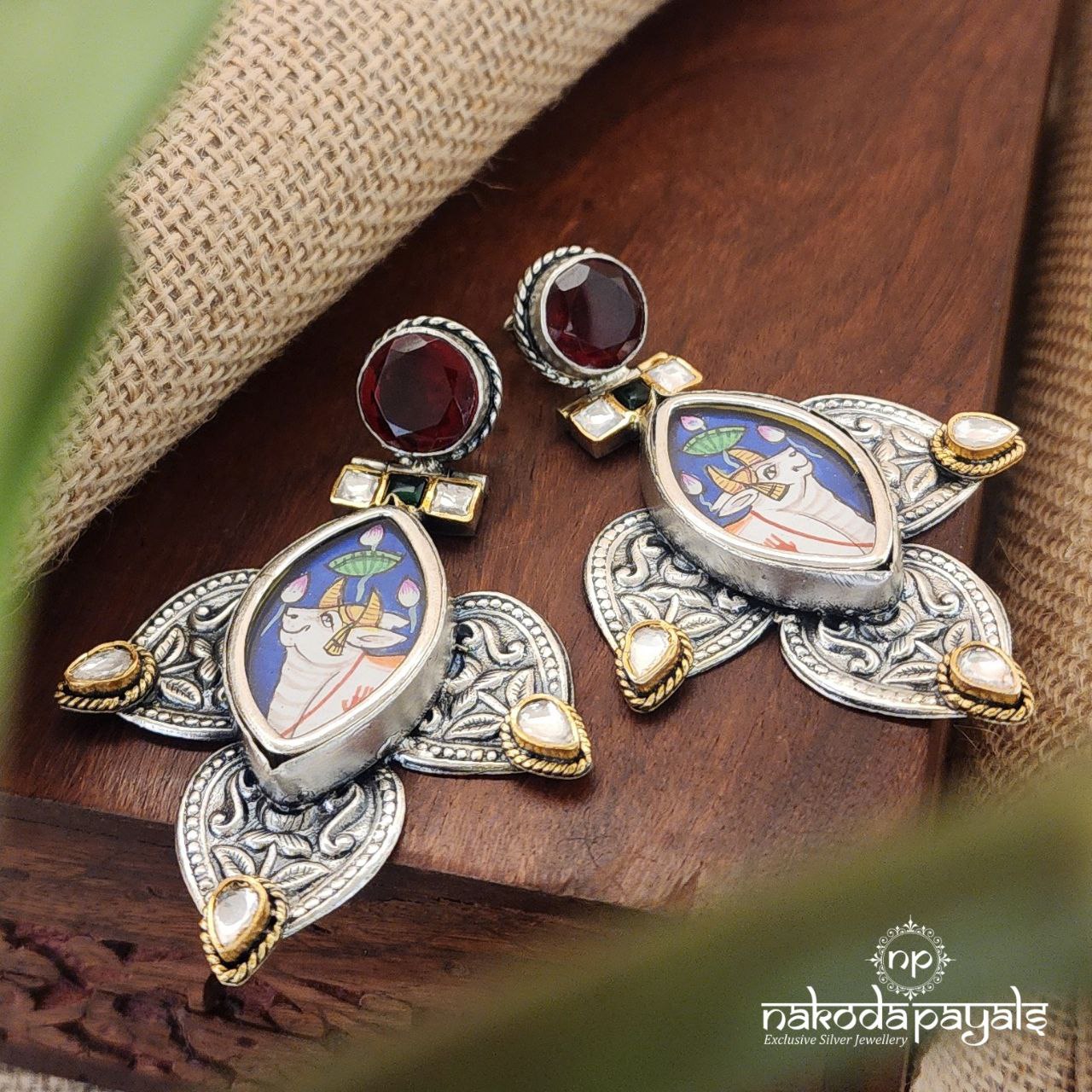 Tripetal Cow Petal Earrings (C8011)