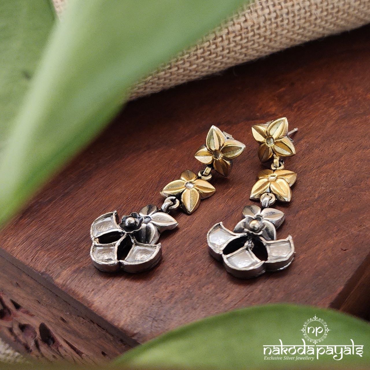 Floral Hangings (c8124)