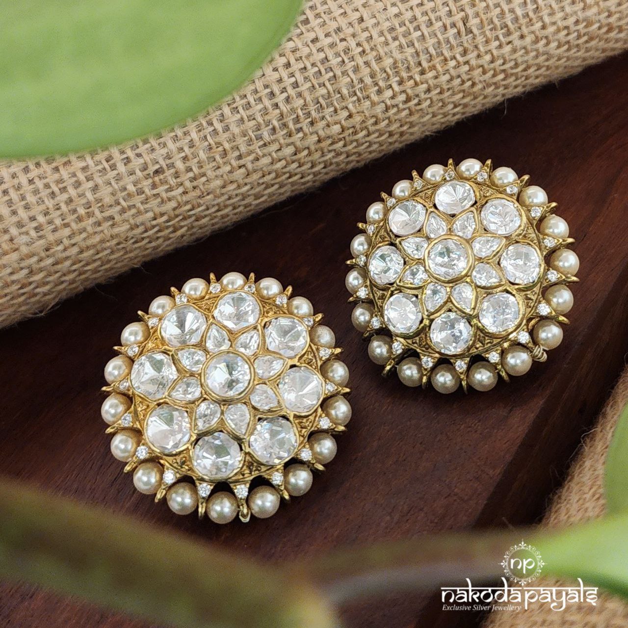 Bright Pearly Moissanite Studs (Ge8118)