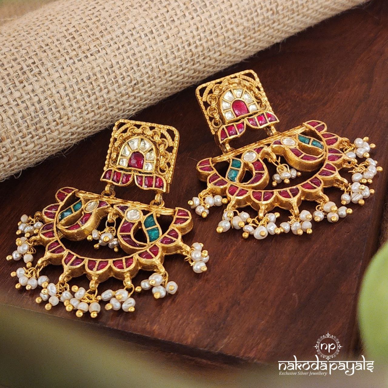 Quadratic Kundan Chandbali (Ge8120)