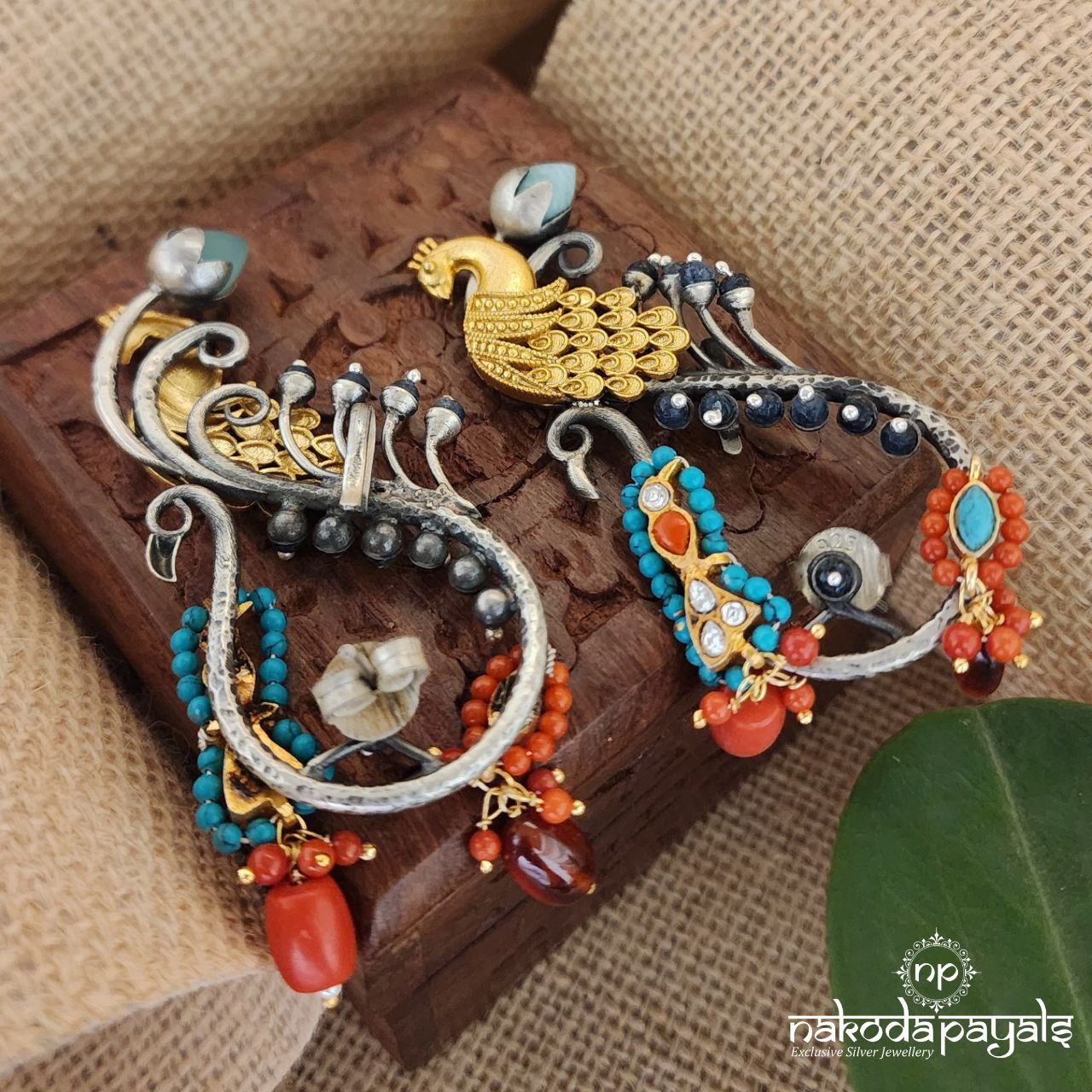 Golden Peacock Ear Cuff (Dt1230)