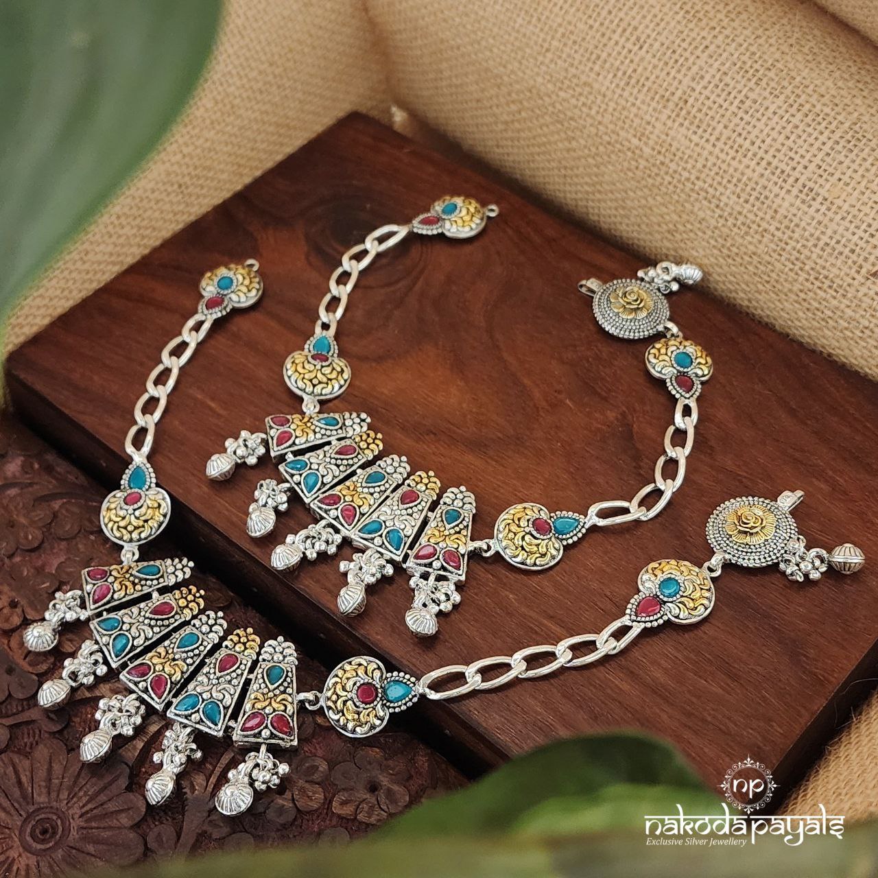 Bracketted Pendant Dual Tone Anklets (A5723)