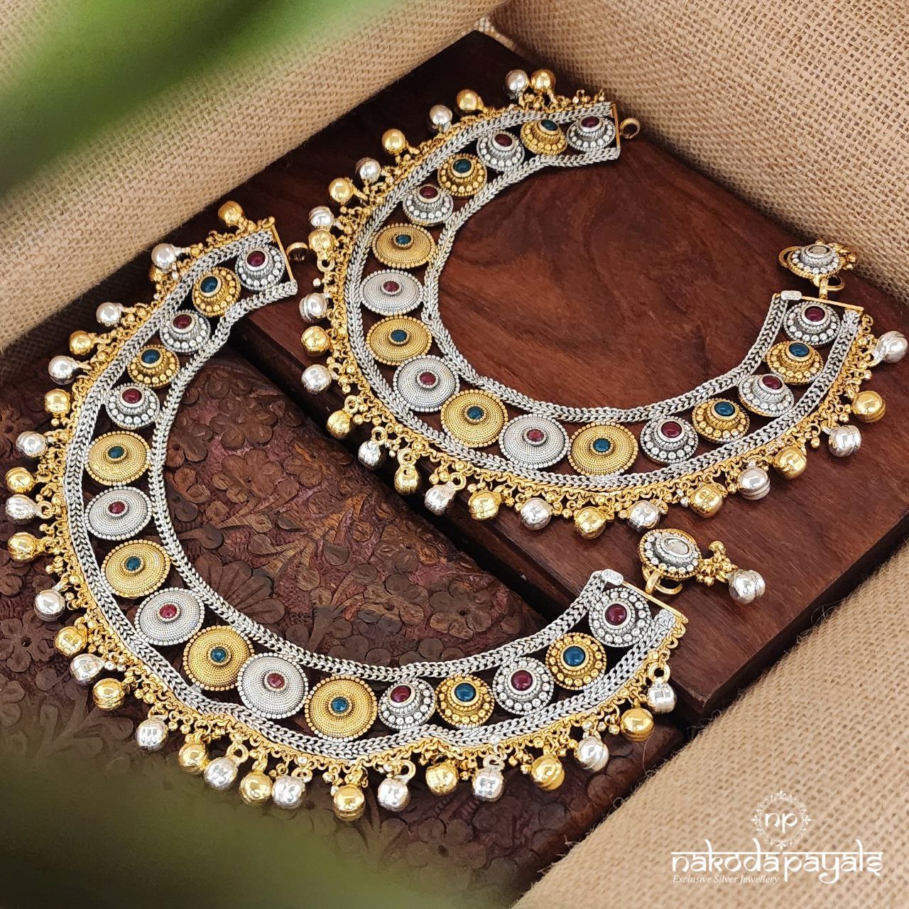 Wide Jingling Brodal Anklets (A5720)