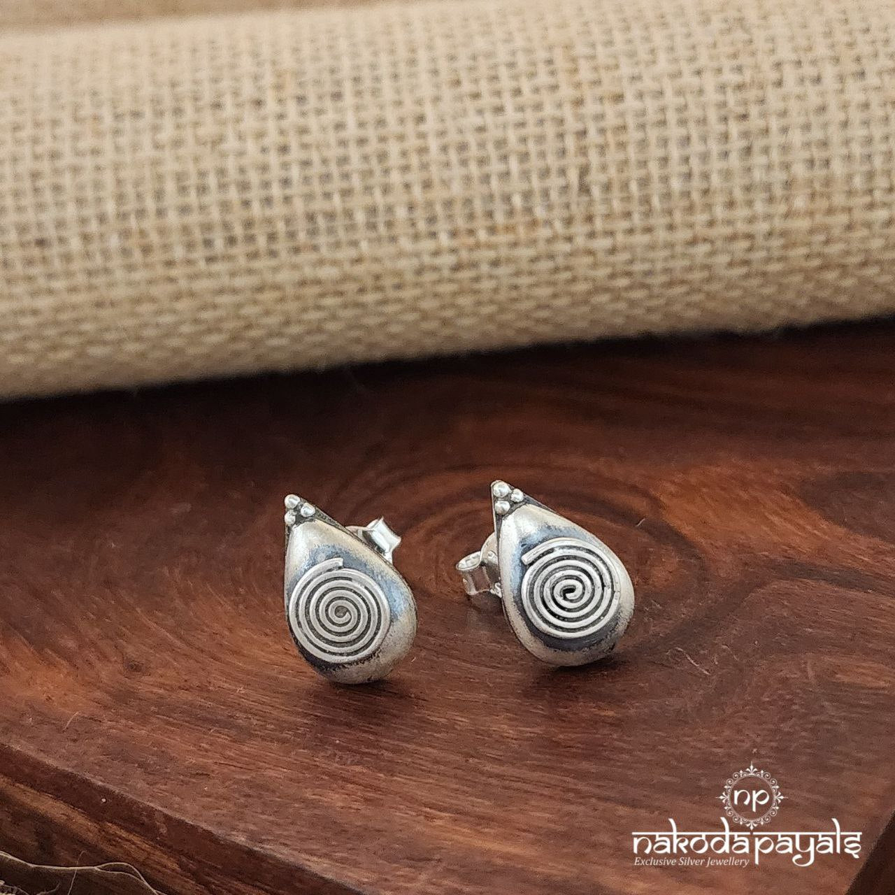 Oxidised Drop Studs (S9234 )