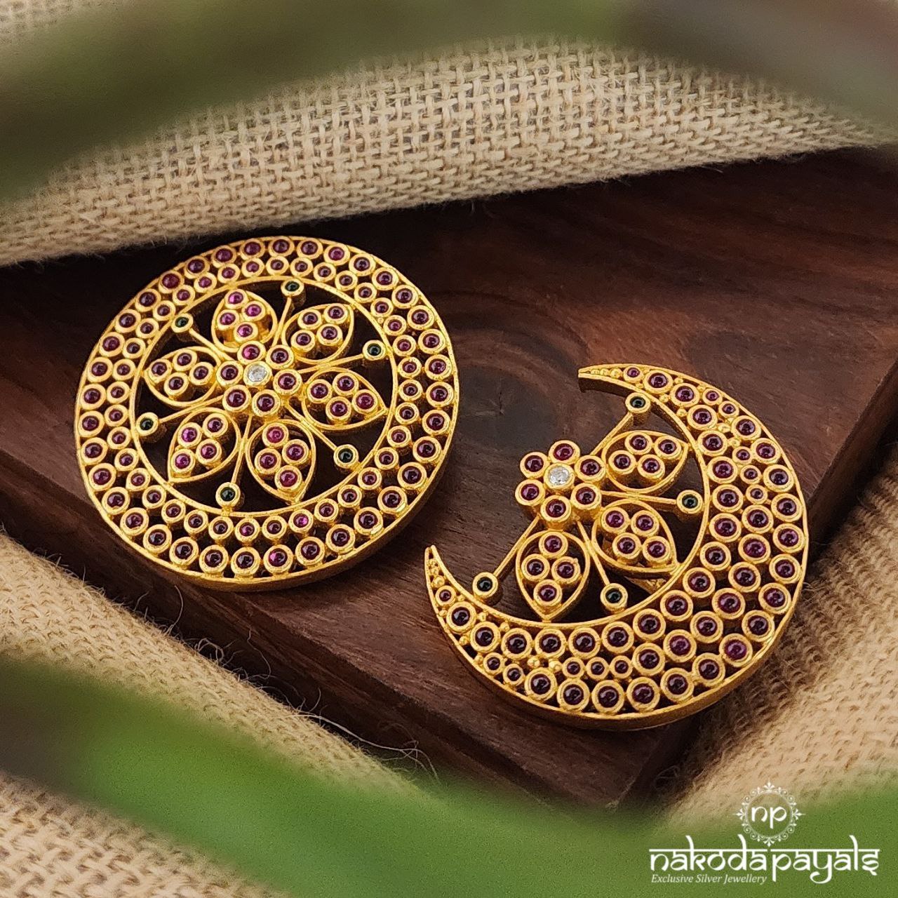 Graceful Surya Chandra Set (Ha0009)