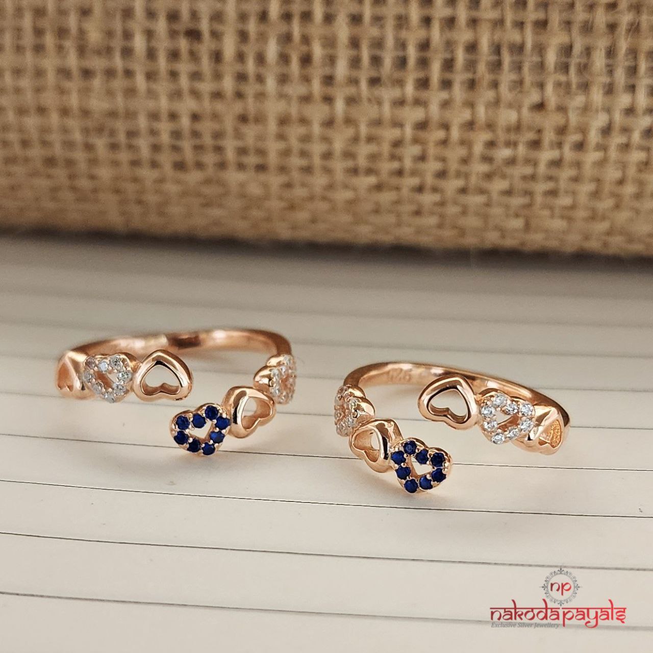 Front Adjustable Little Hearts Toerings (T4139)