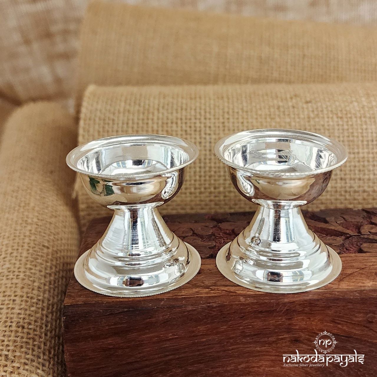 Regular Use Deepa Pair (Aa1244)