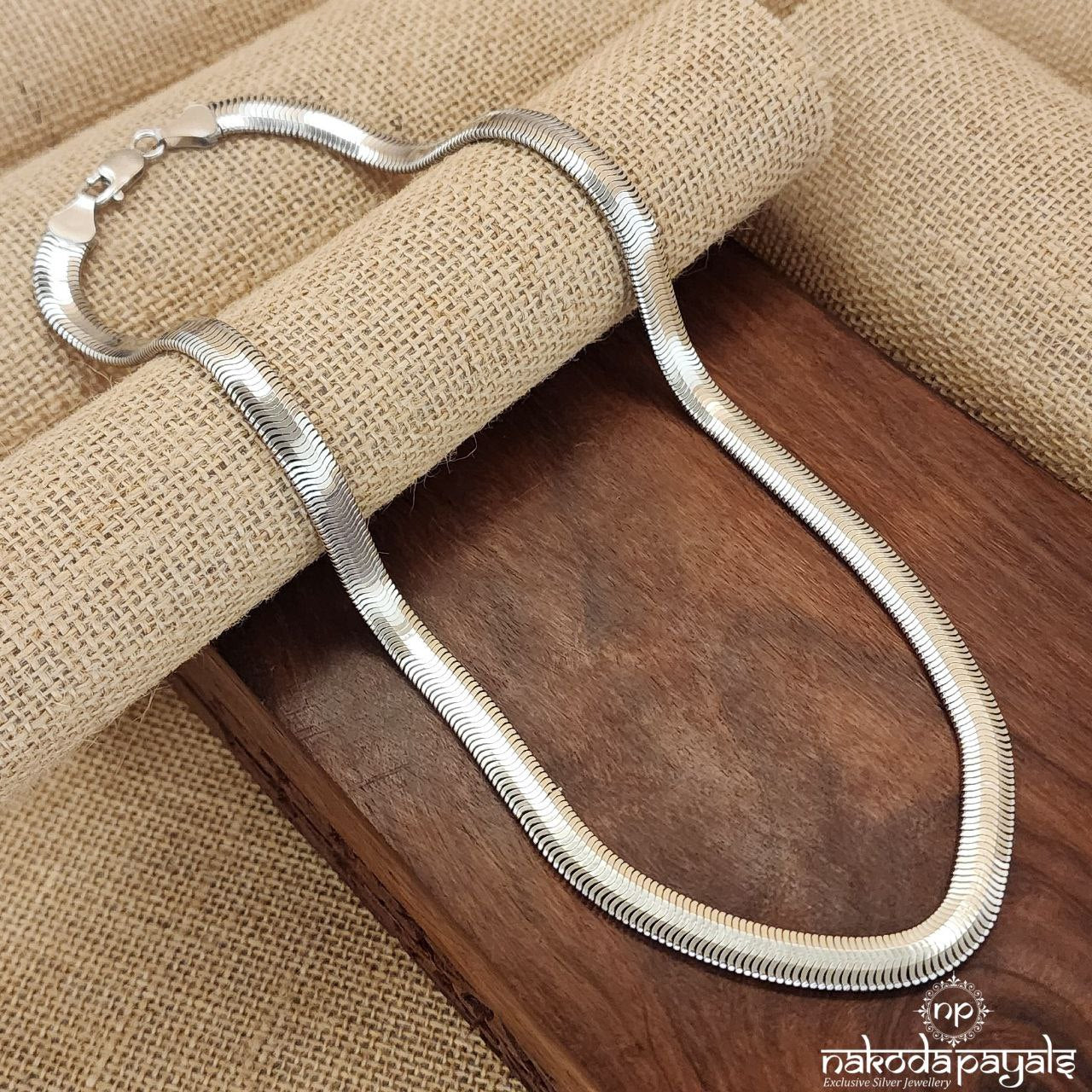 Flat Rhodium Neckchain (N8932)