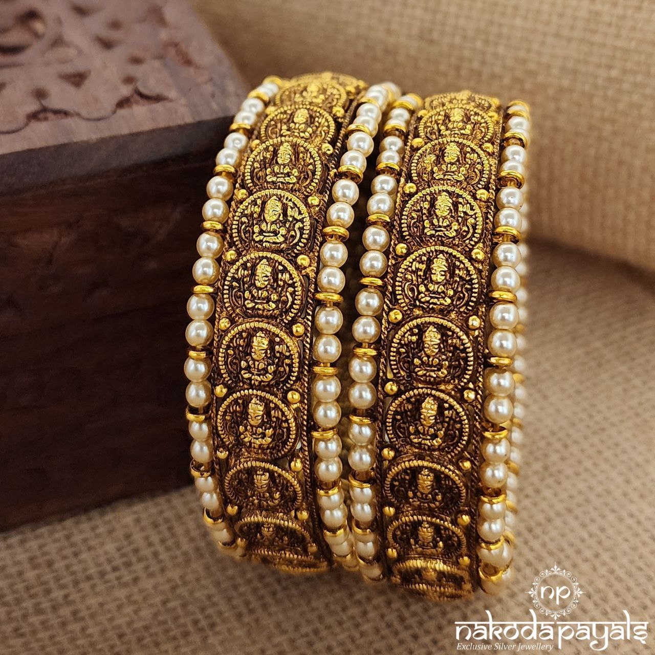 Pearl Lined Lakshmi Coin Bangle Pair (Gk2682)