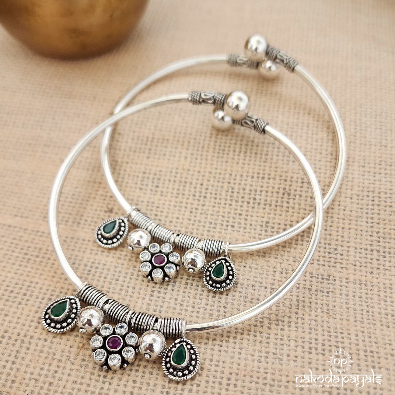 Flaunting Charms Ankle Kada Pair (Ak2283)