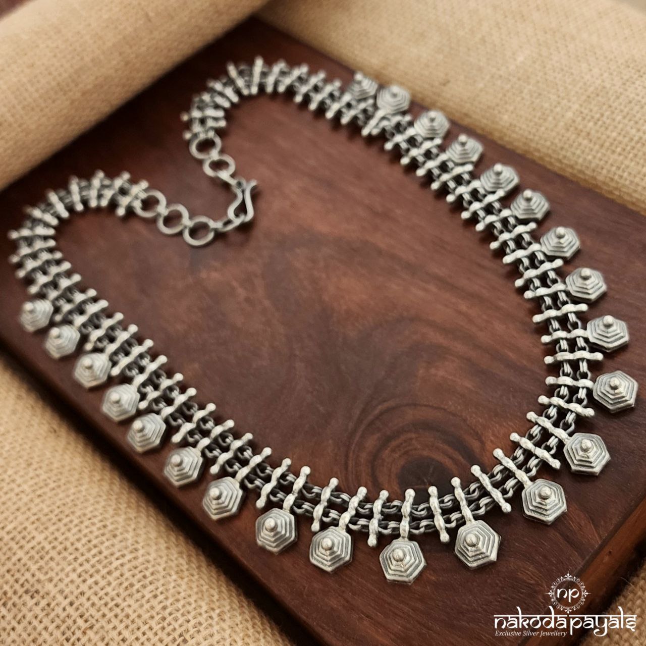 Hexagon Drop Neckpiece (N10823)