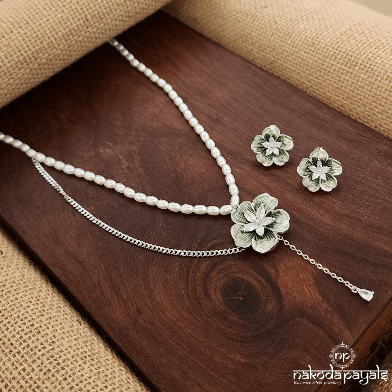 Pearl Emerald Mist Neckpiece With Earrings(St3528)