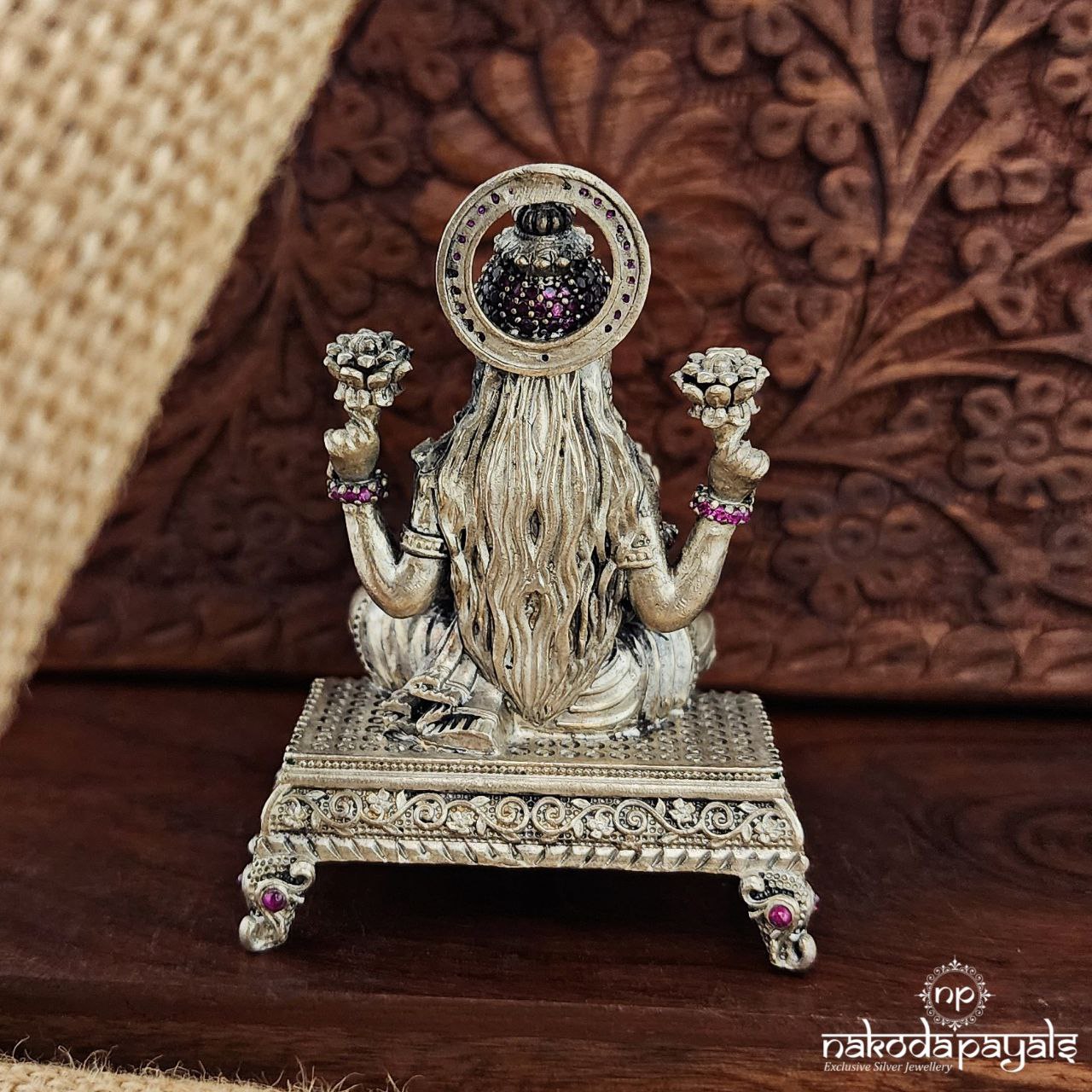 Lalitha Aasana Lakshmi (Aa0589)