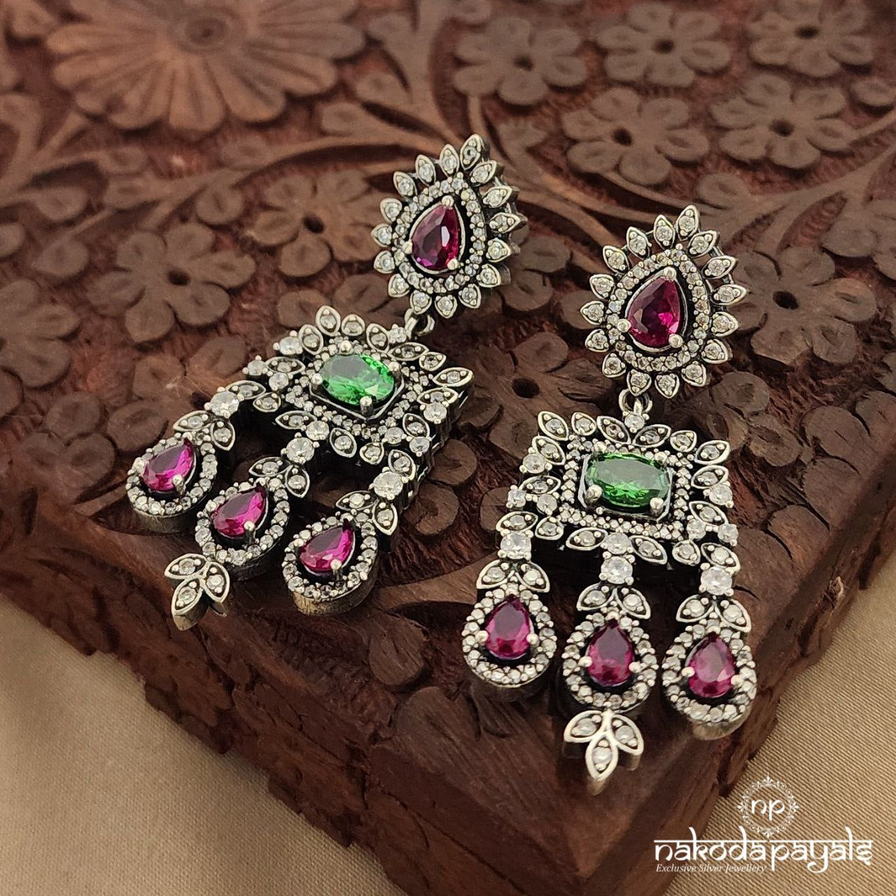 Red Floral Neckpiece With Earrings (N9668)