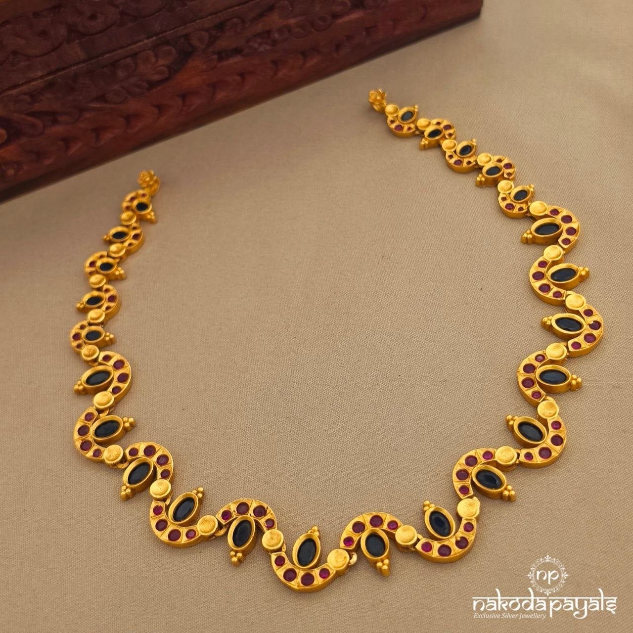 Stunning Neckpiece (Gn10713)