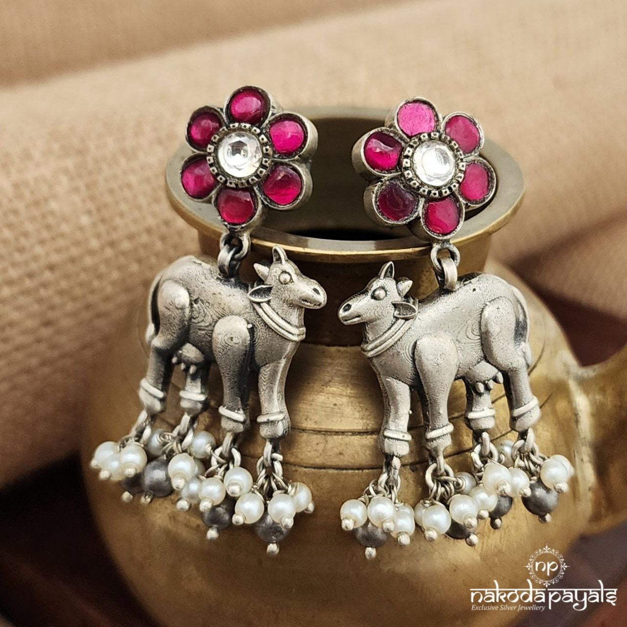 Traditional Nandi Kundan Earrings (C3595)