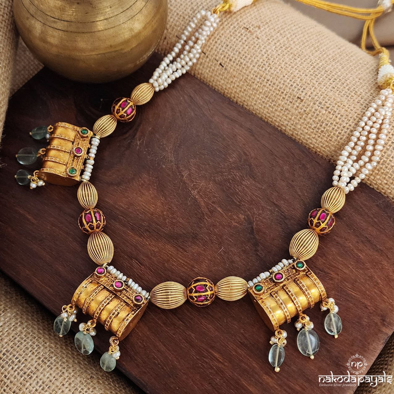 Gracious Green Drops Neckpiece (Gn9204)