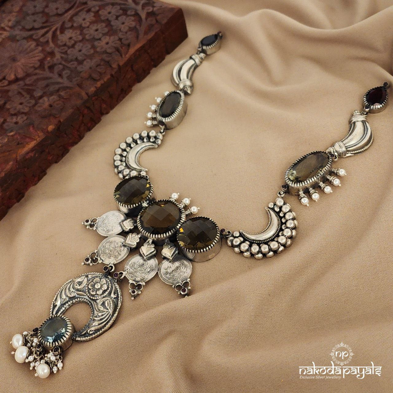 Coined Pearl Drop Neckpiece (N9828)