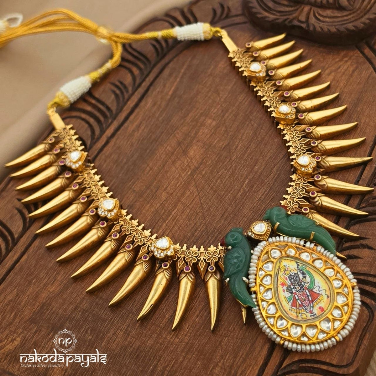 Shrinath Ji Moissanite Neckpiece (Gn10974)