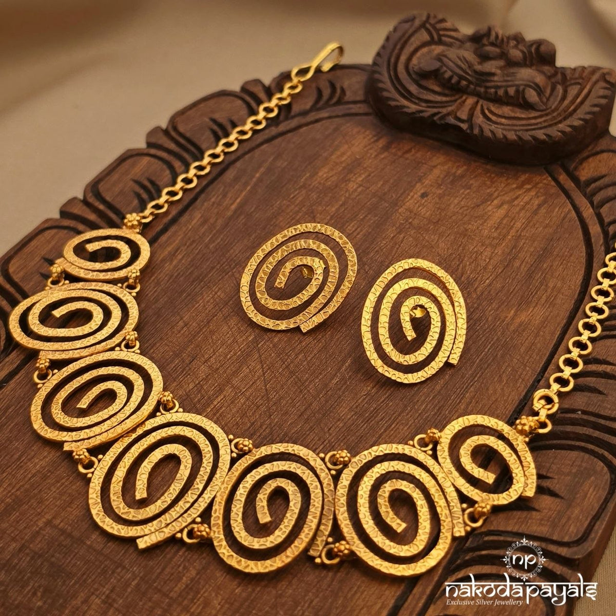 Trendy Spiral Neckpiece With Earrings (Gn11010)