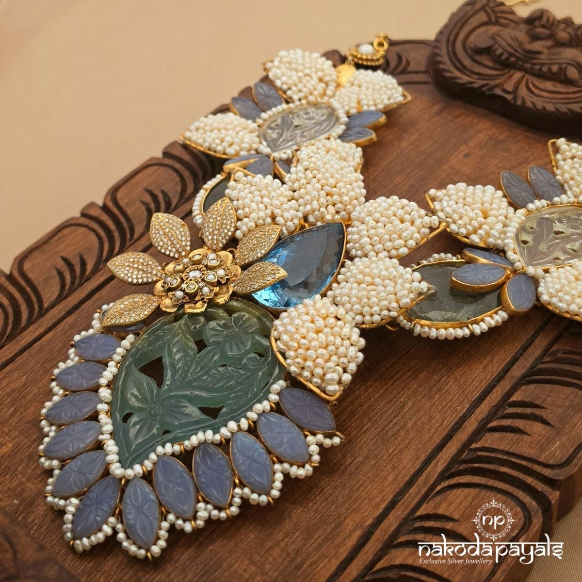 Stunning One Of A Kind Neckpiece (Gn11052)