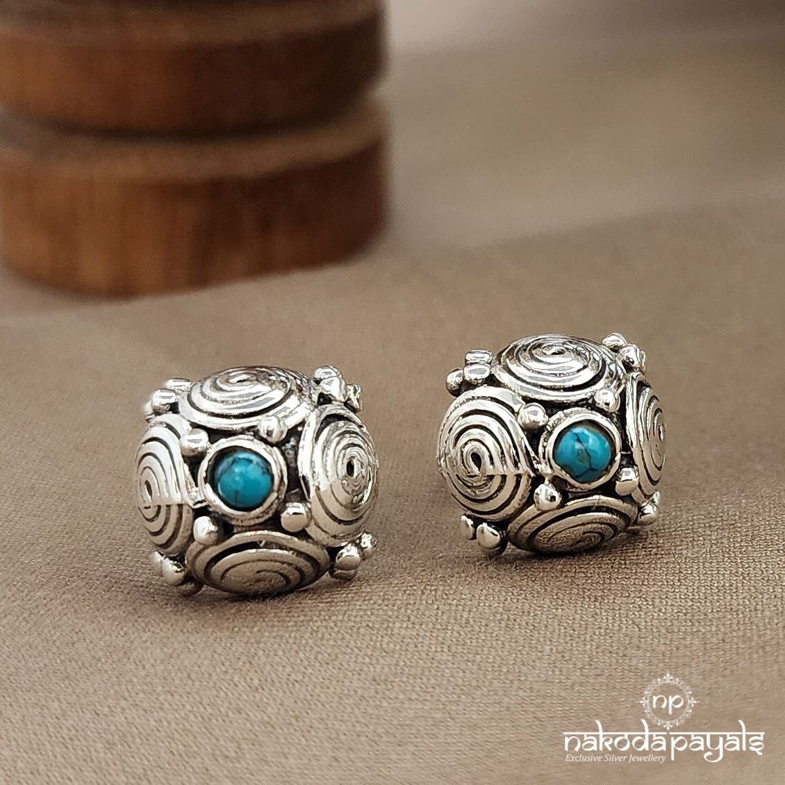 Turquoise Dome Studs (S3580)