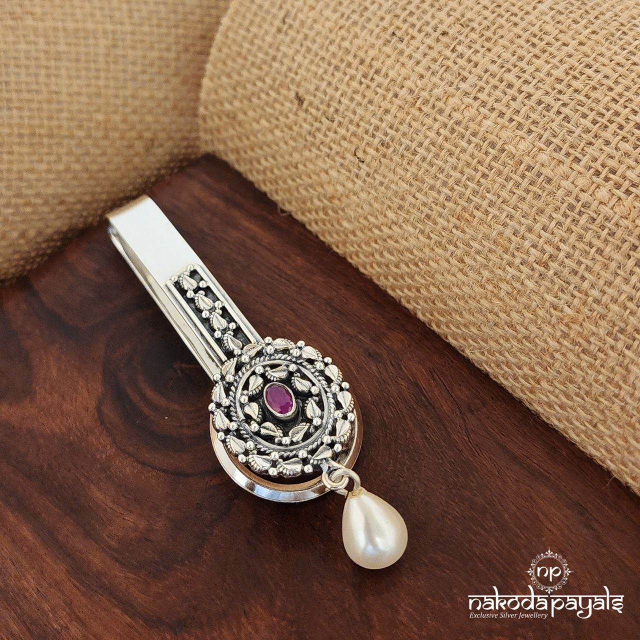 Red Pearl Drop Chabichalla (Ch0426)